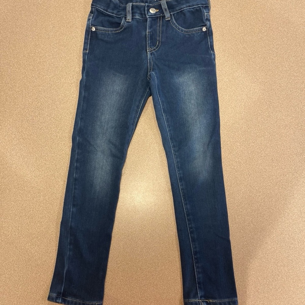 Sold: Cat & Jack Dark Blue Skinny Jeans for girls size 5T